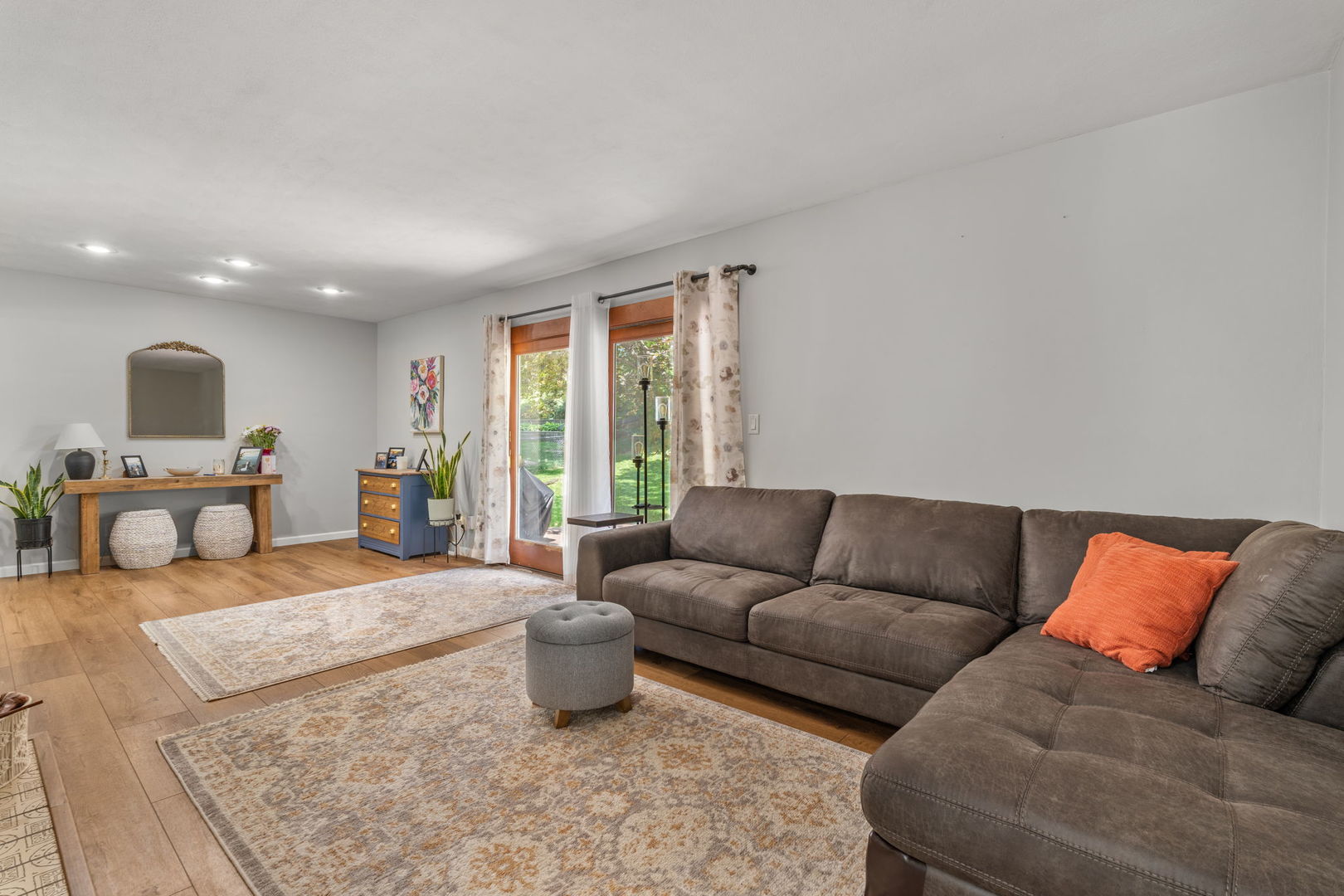 2327 Salem Court