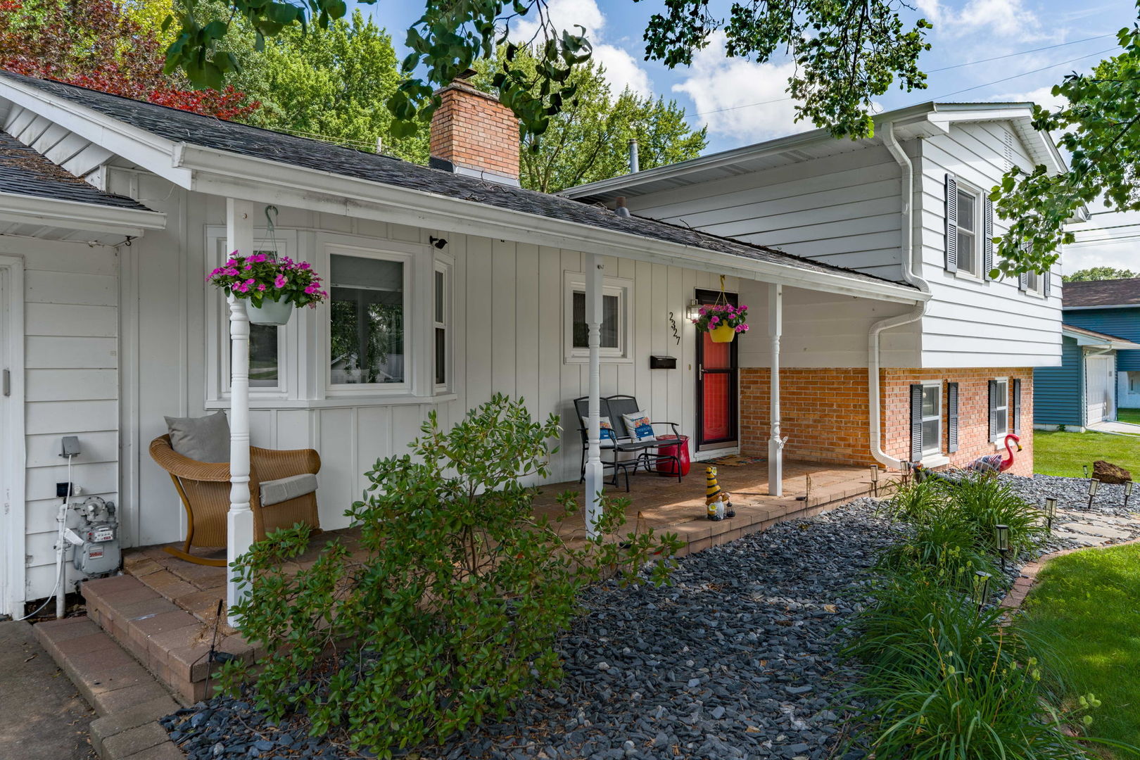 2327 Salem Court
