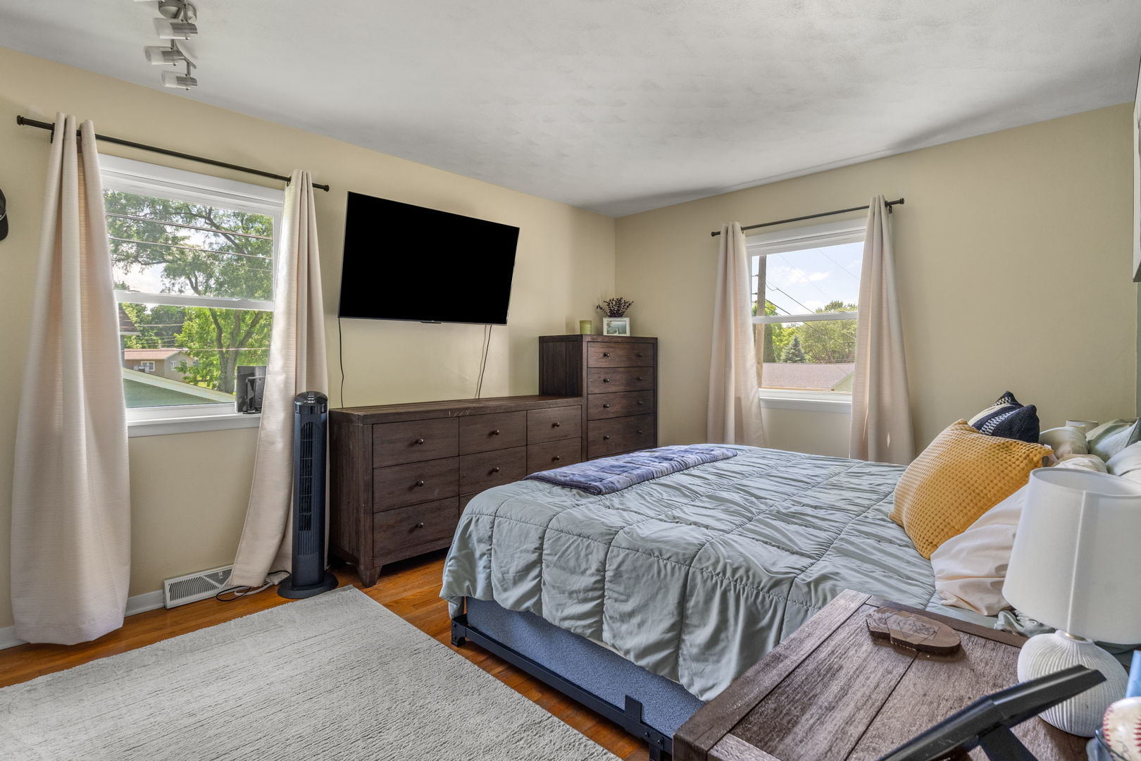 2327 Salem Court