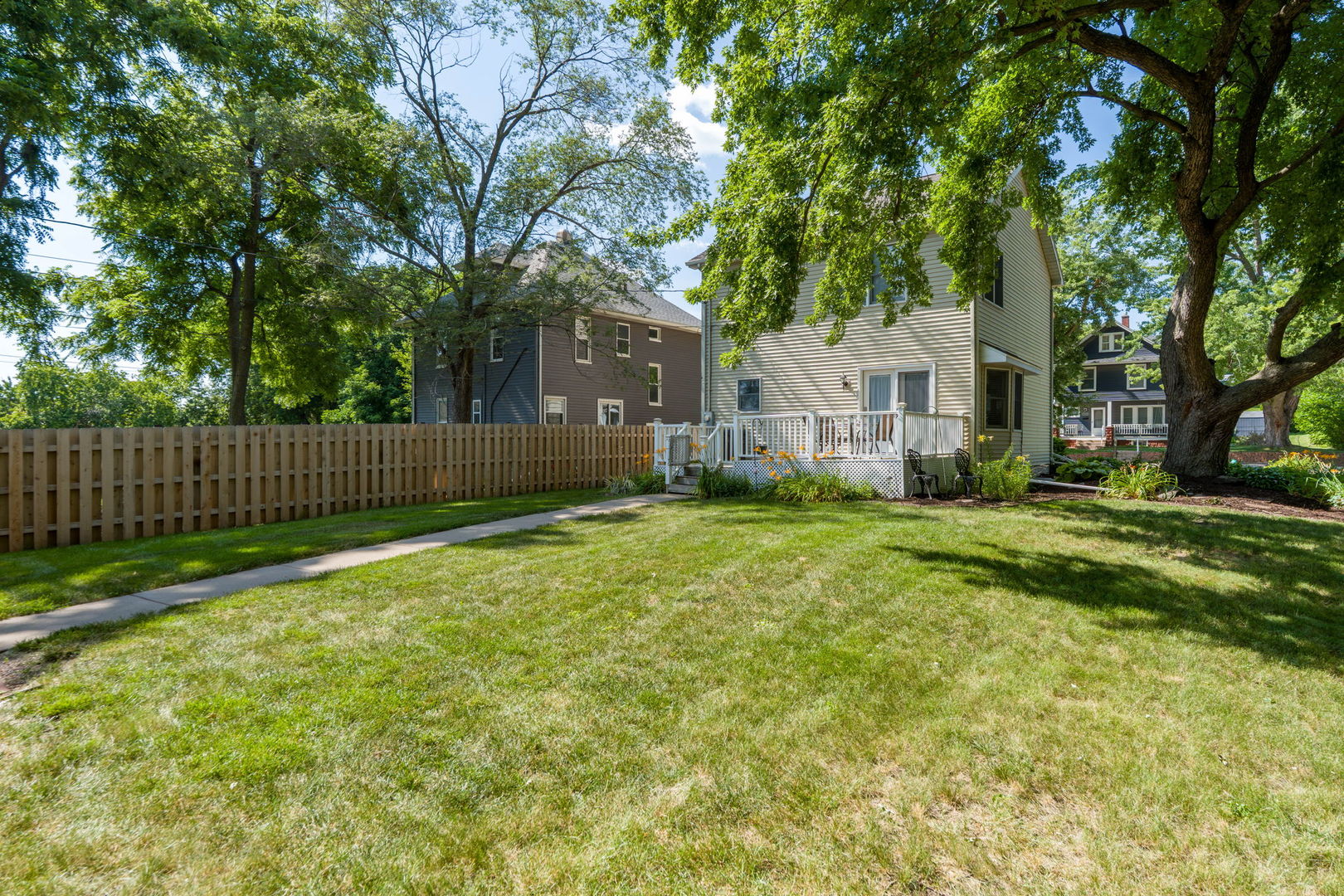 1543 Mississippi Boulevard