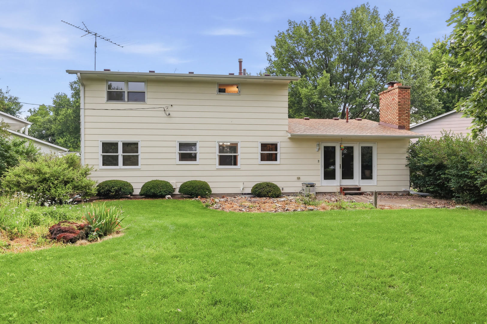 2903 Woodland Court