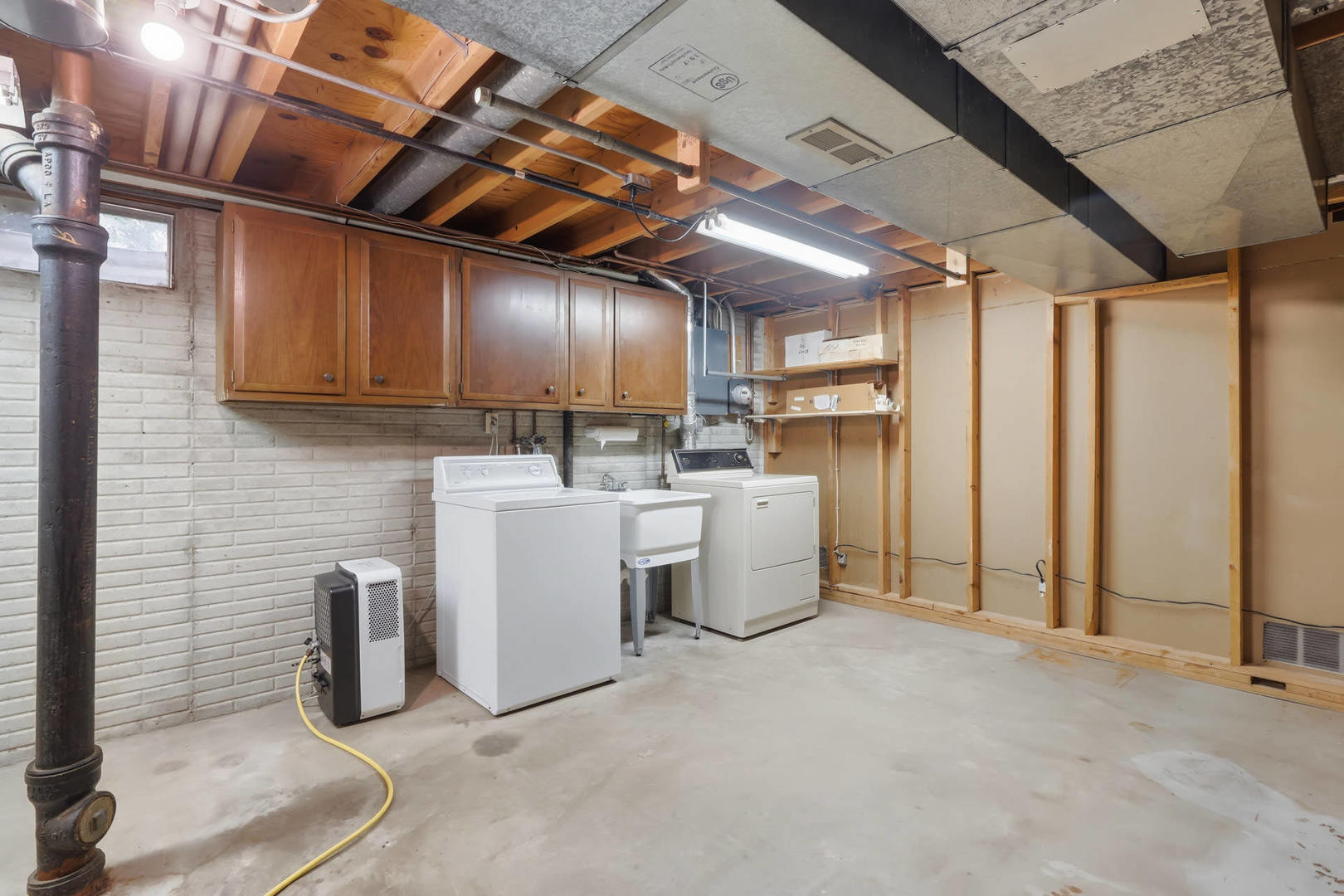 2903 Woodland Court