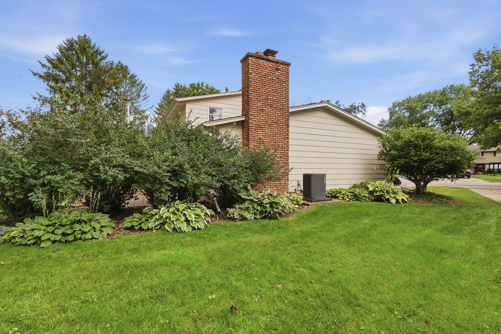 2903 Woodland Court