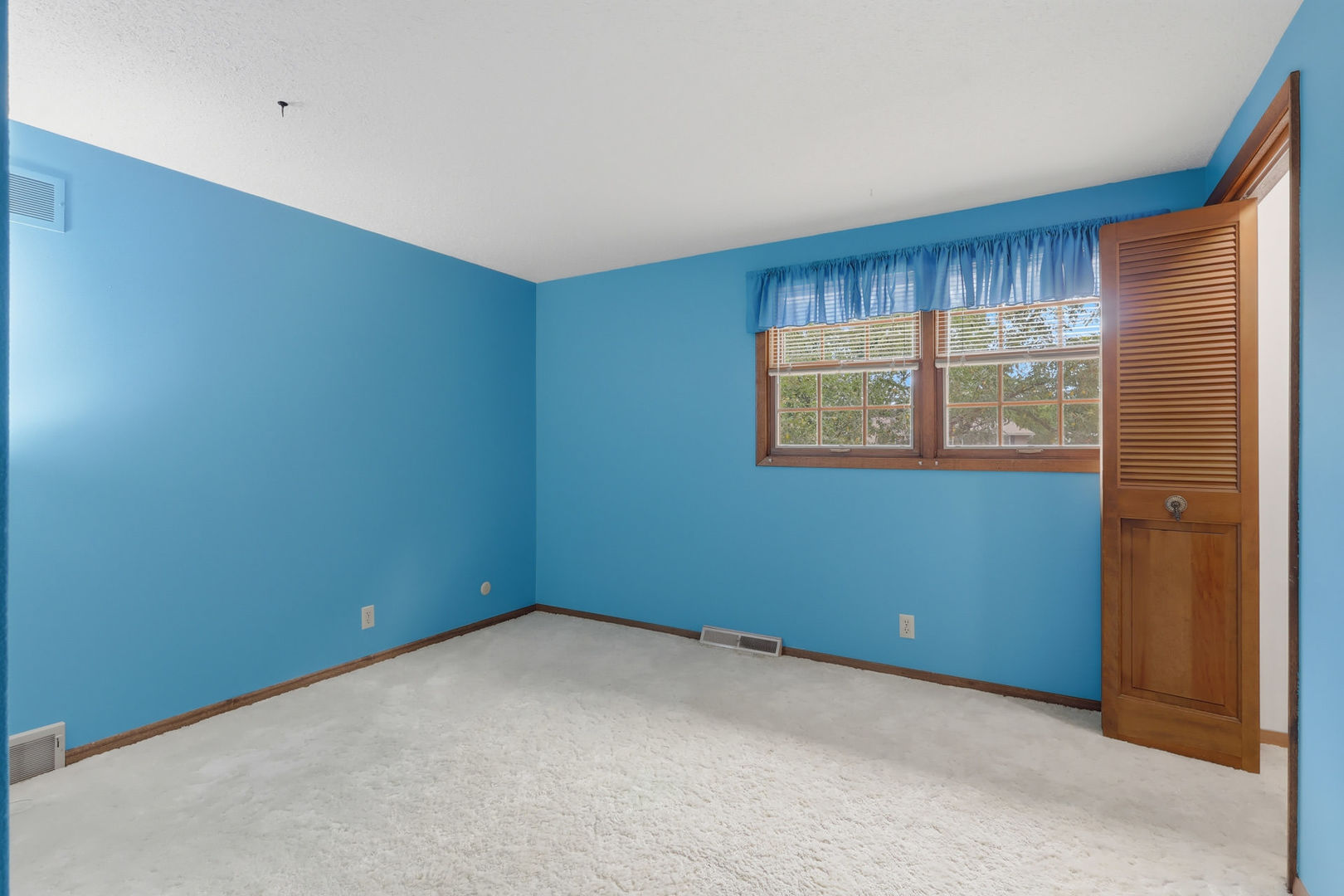 2903 Woodland Court