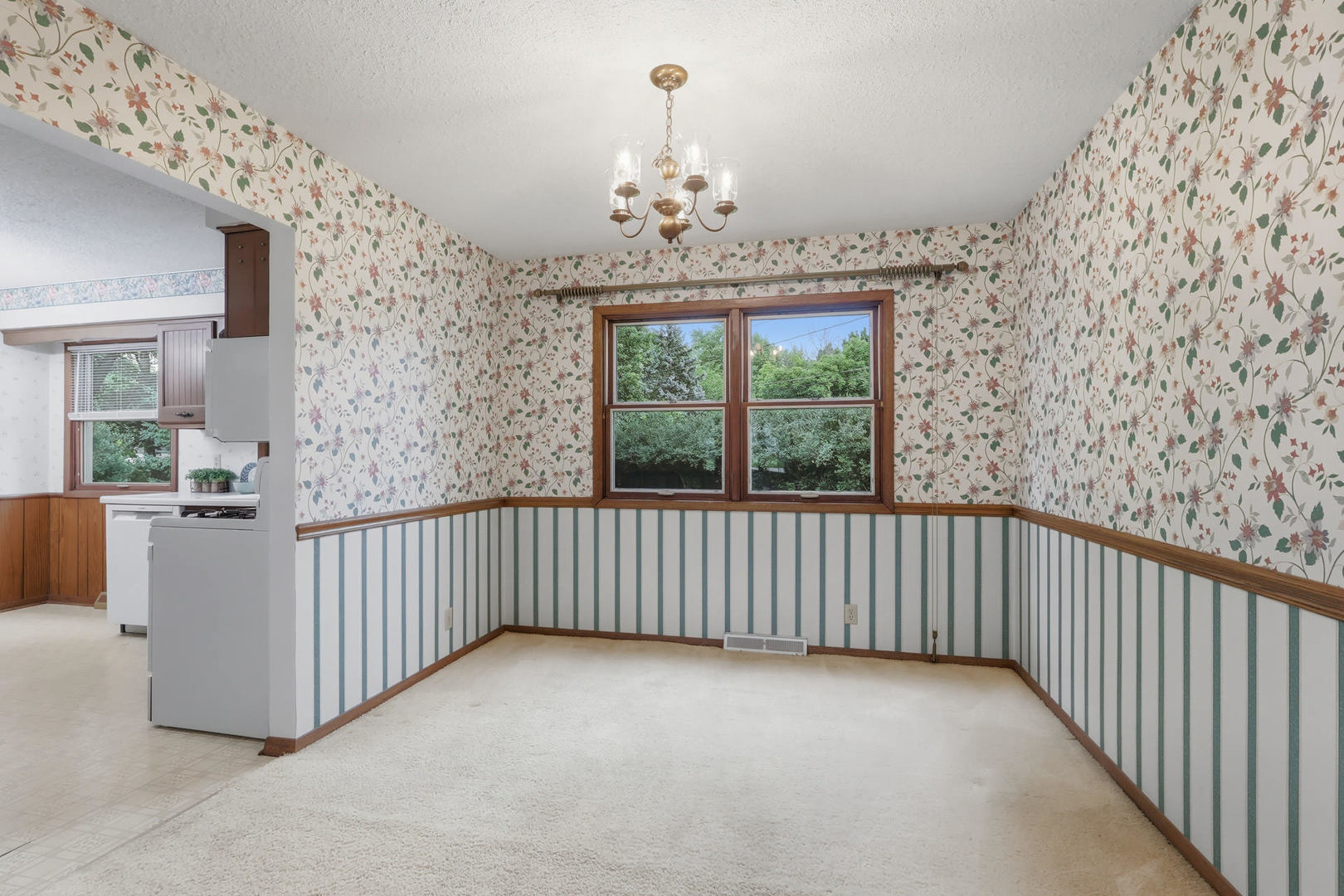 2903 Woodland Court