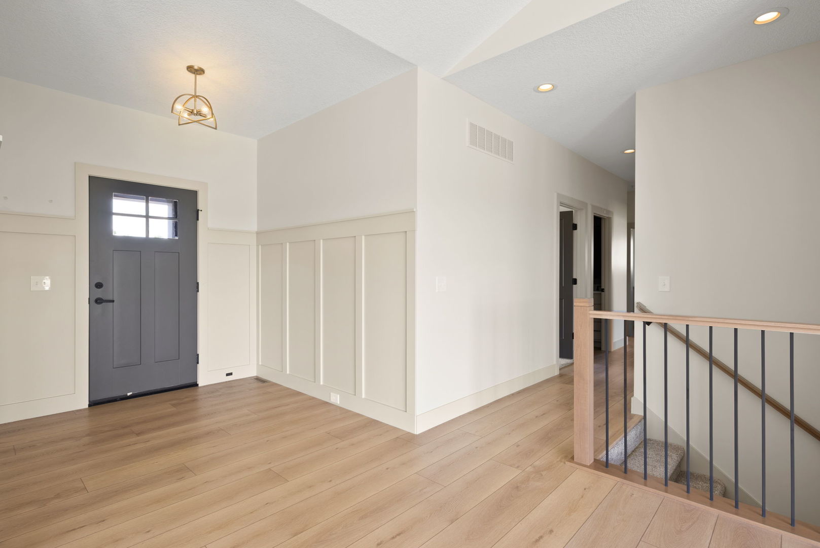 7001 Black Oak Drive