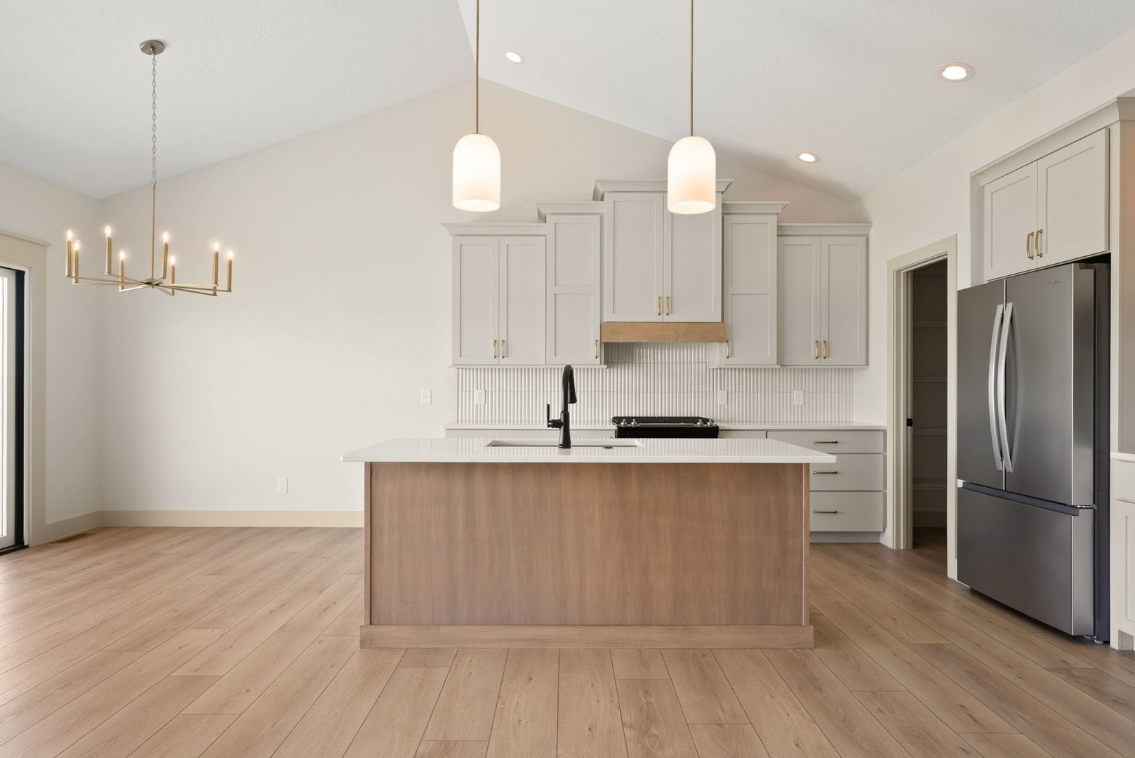 7001 Black Oak Drive