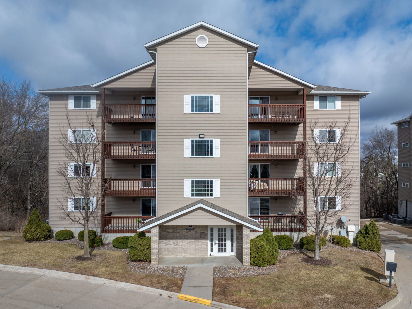 4189 Creek Hill Drive Unit: 89