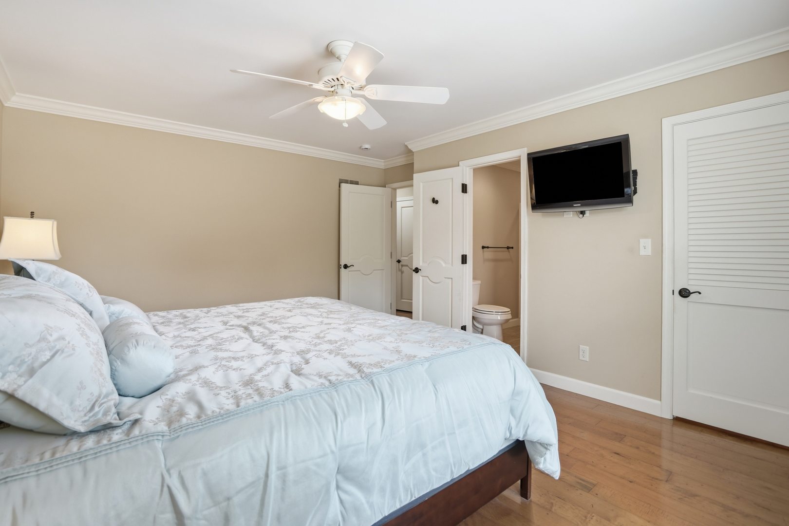 3215 E LOCUST Street Unit: 71