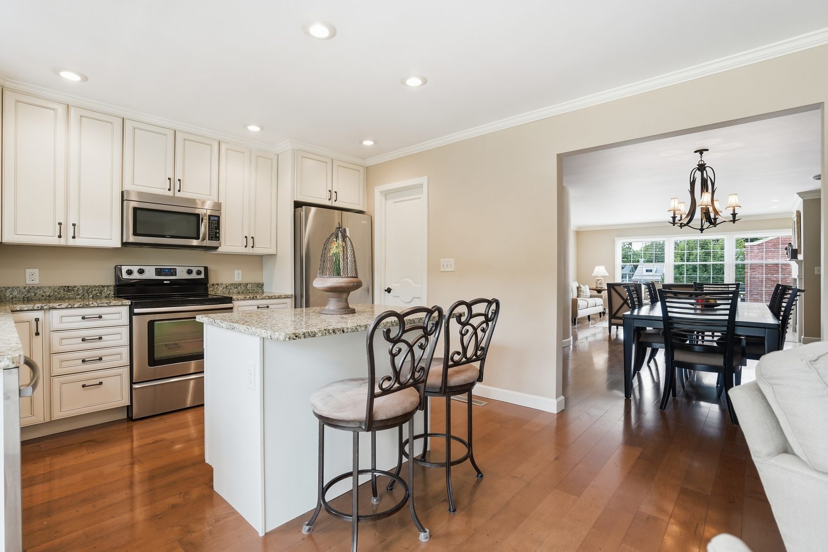 3215 E LOCUST Street Unit: 71