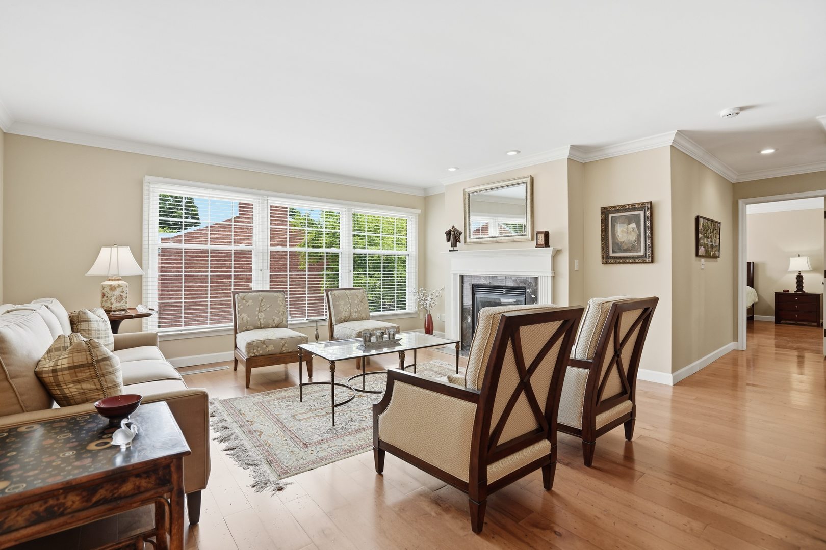 3215 E LOCUST Street Unit: 71