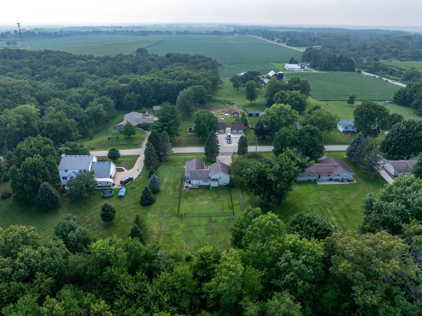 25 WOODCREST Drive