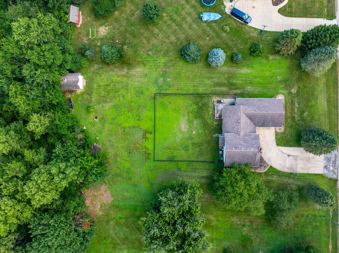 25 WOODCREST Drive