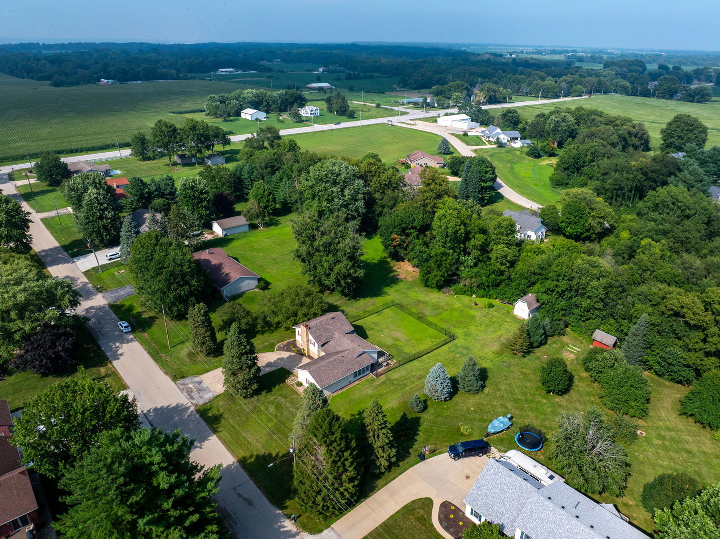 25 WOODCREST Drive