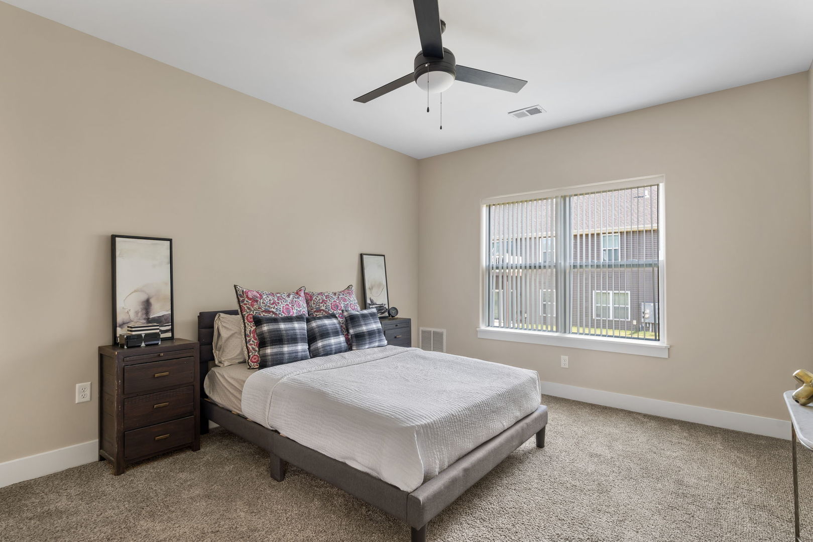 2939 Shanes Way Unit: 0