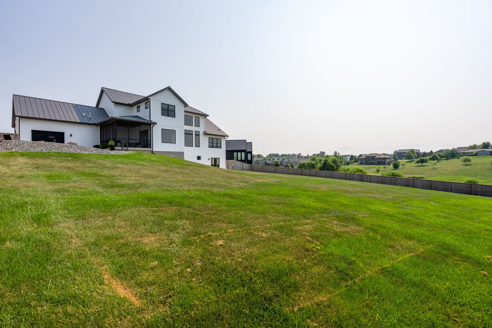 5492 Tucker Trail
