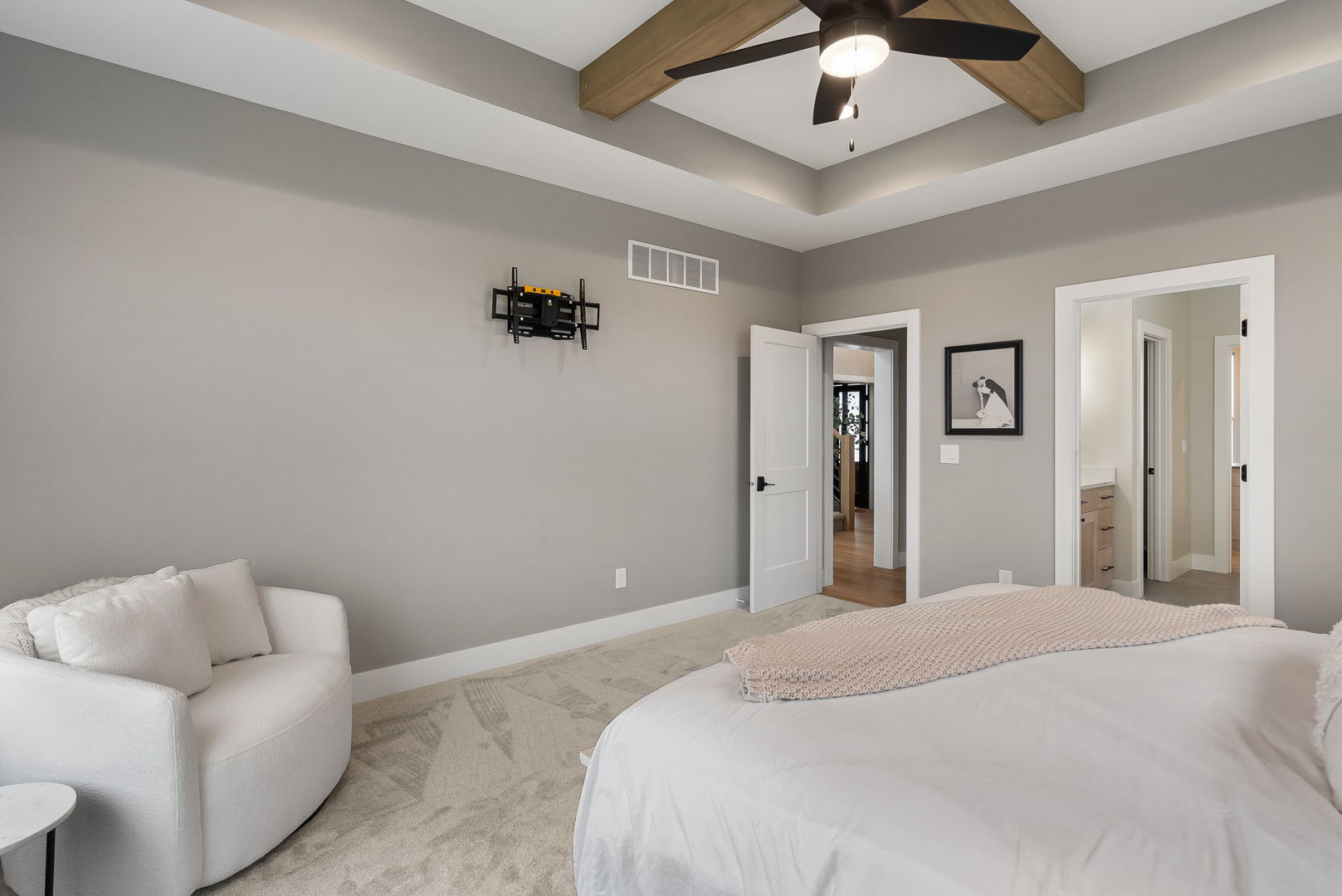 5492 Tucker Trail
