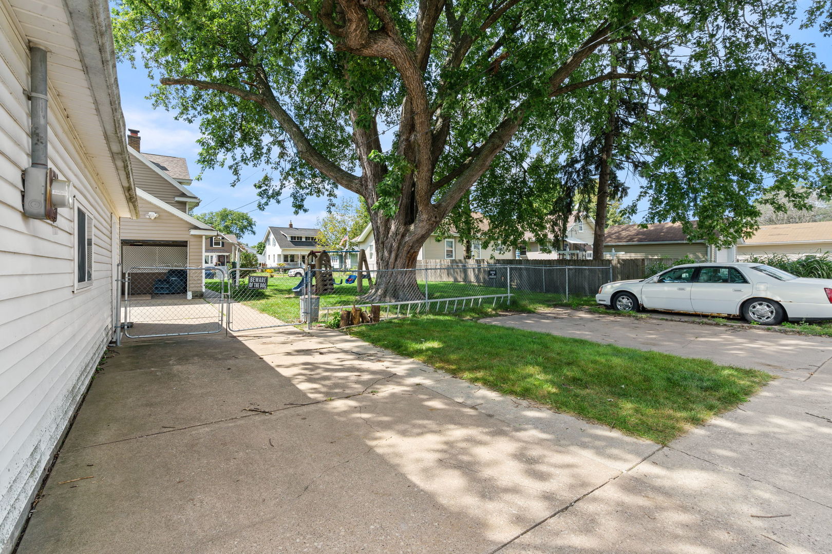 1841 43rd Street