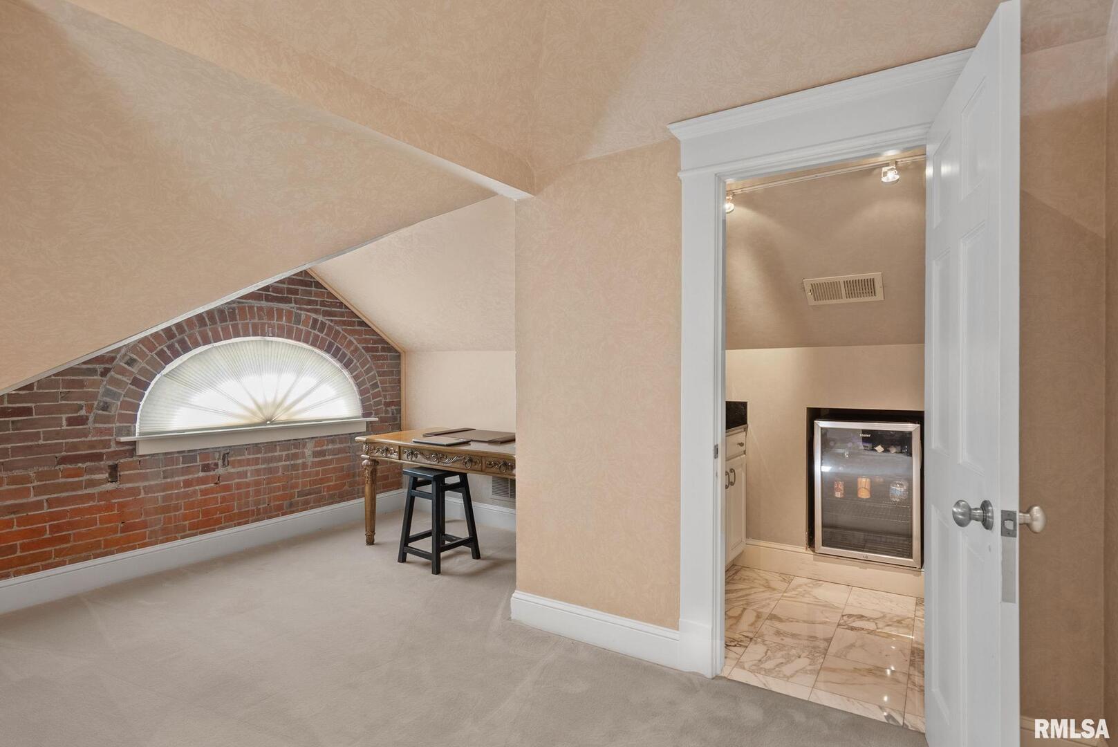 1446 CLAY Street