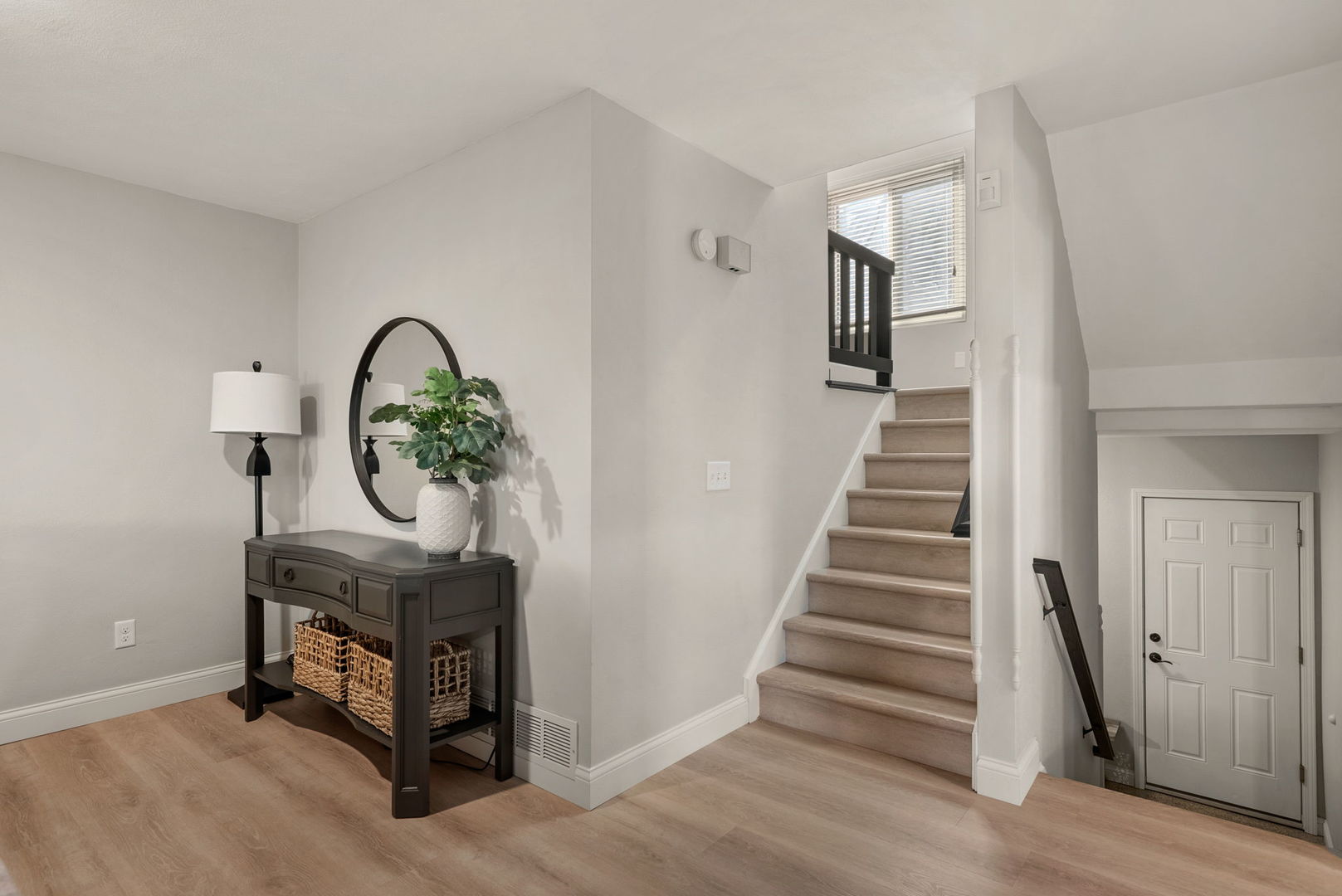 6401 UTICA RIDGE Road Unit: 19