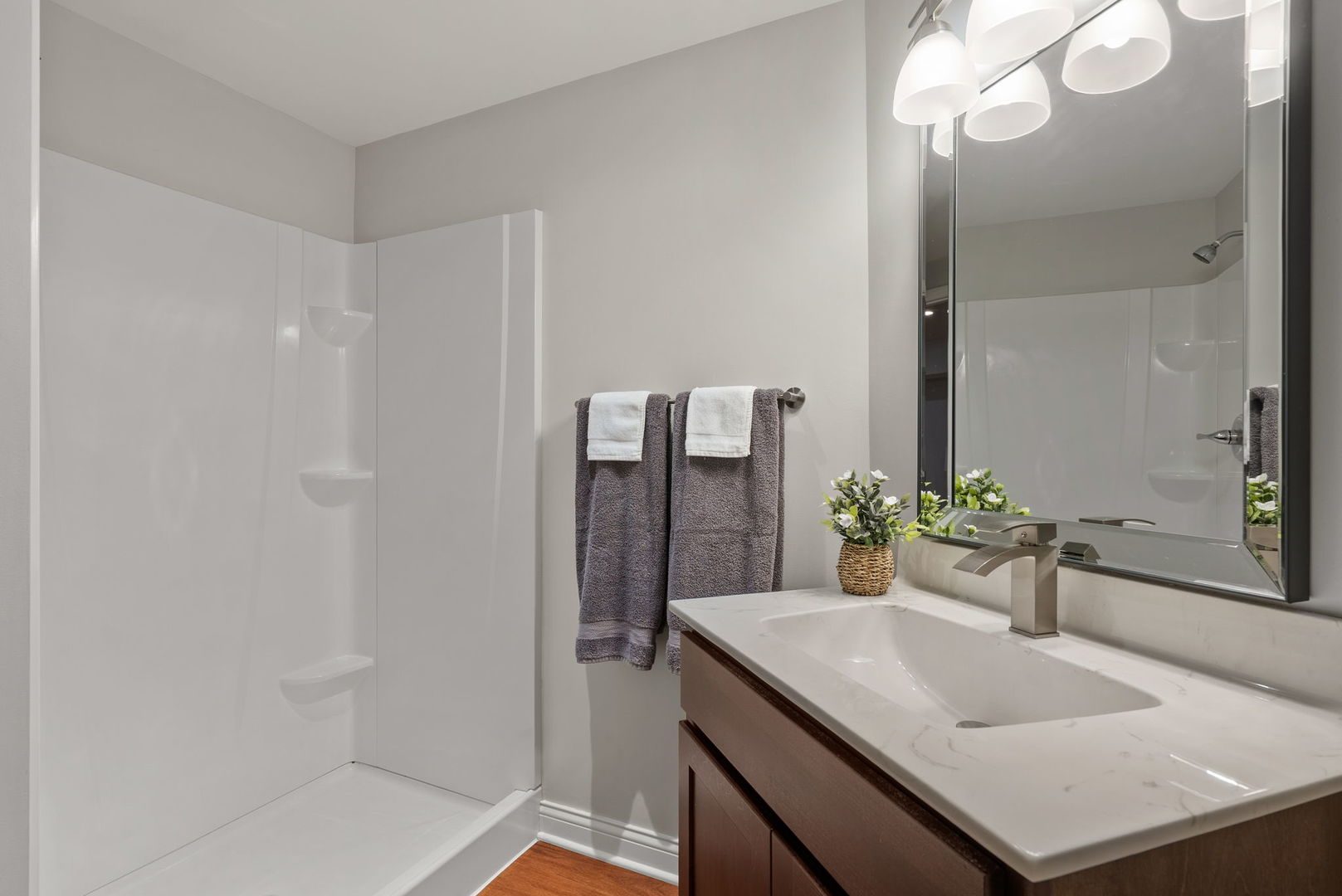 6401 UTICA RIDGE Road Unit: 19