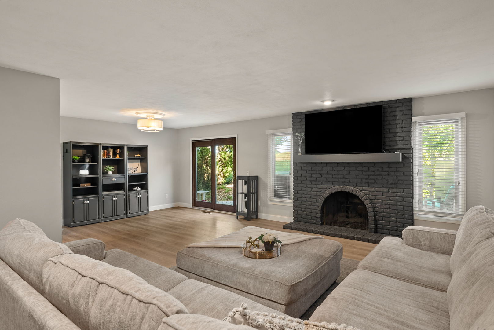 6401 UTICA RIDGE Road Unit: 19