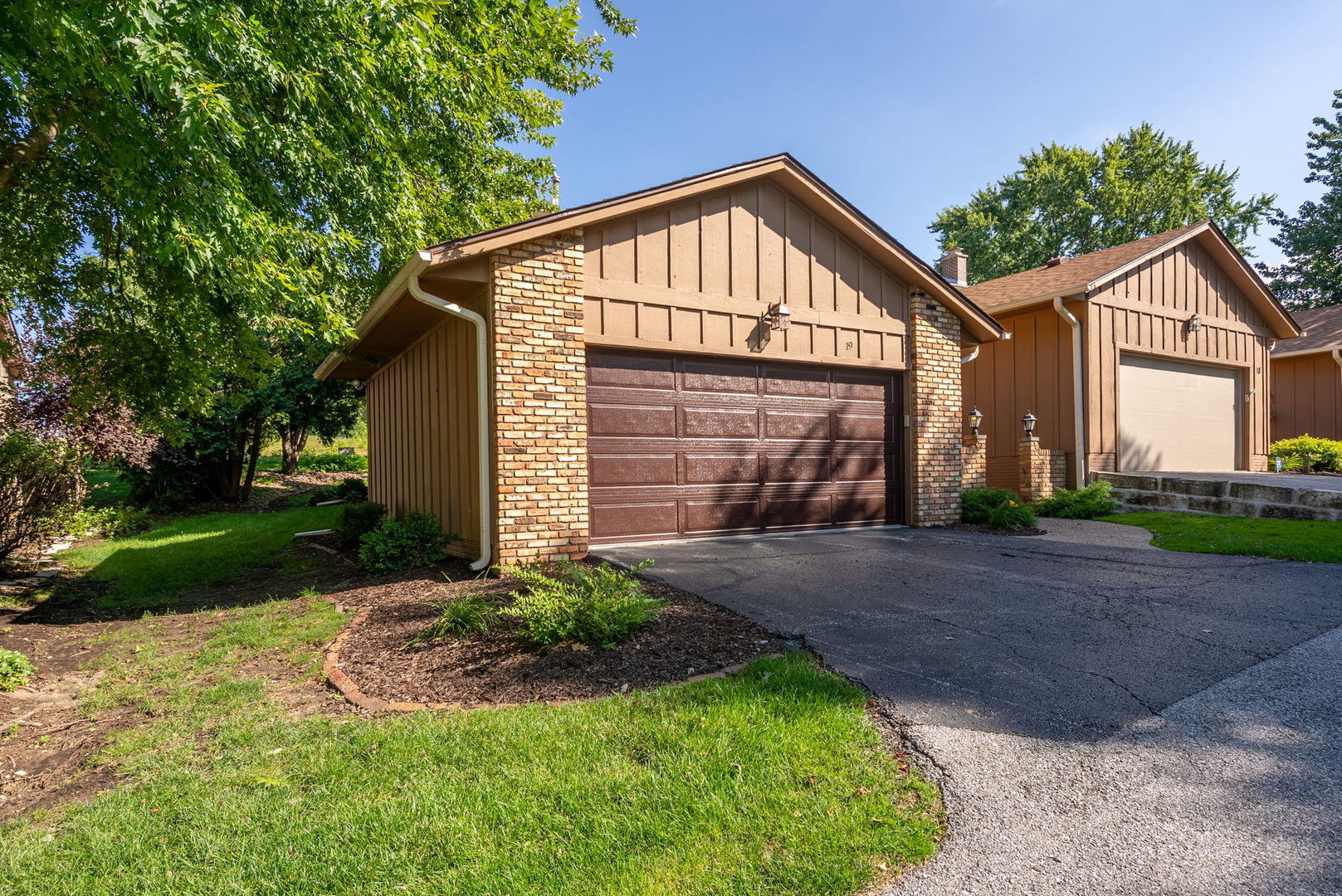 6401 UTICA RIDGE Road Unit: 19