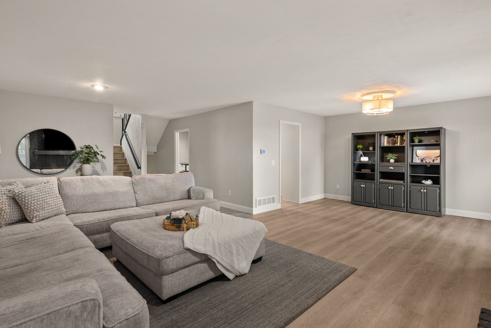6401 UTICA RIDGE Road Unit: 19