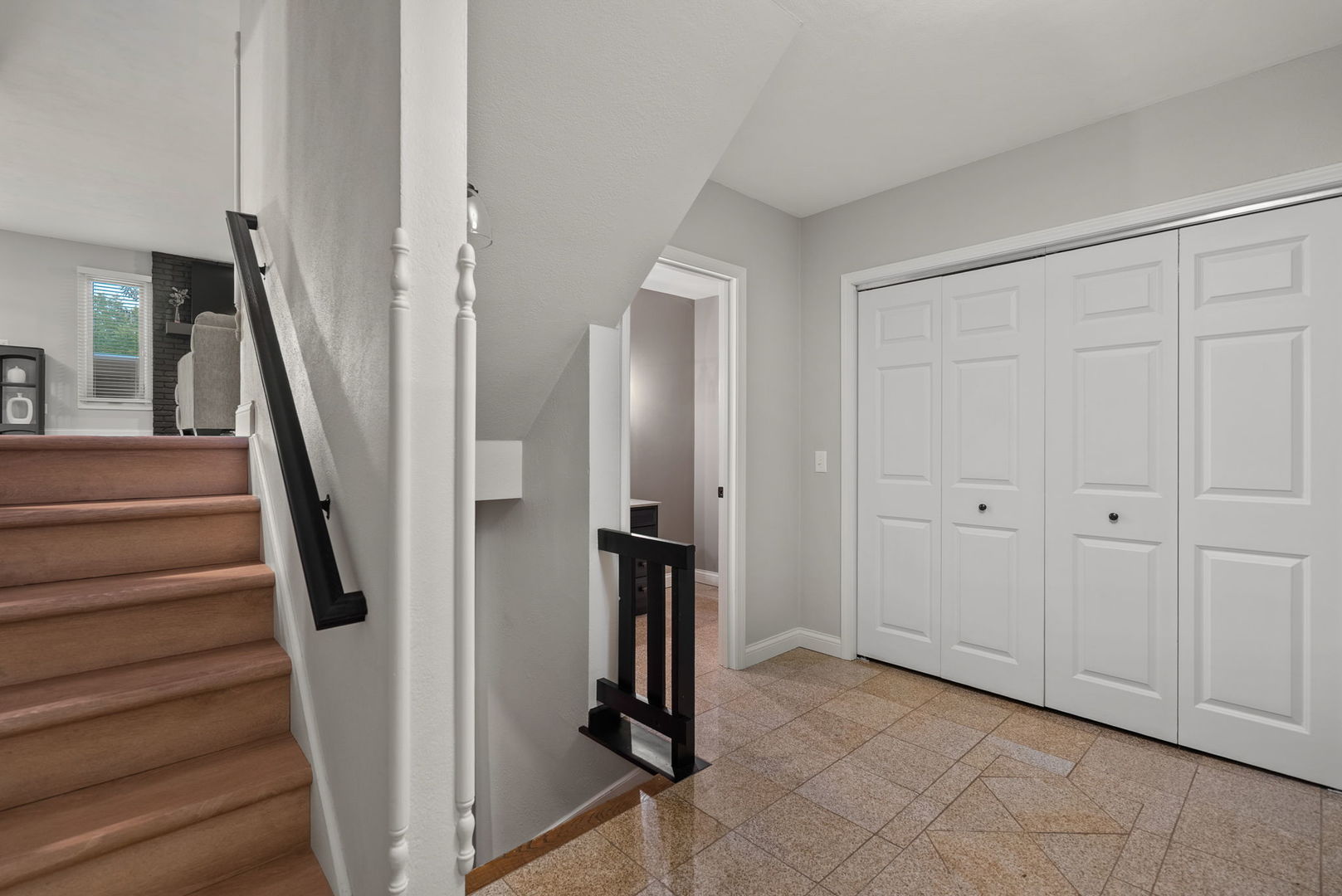 6401 UTICA RIDGE Road Unit: 19