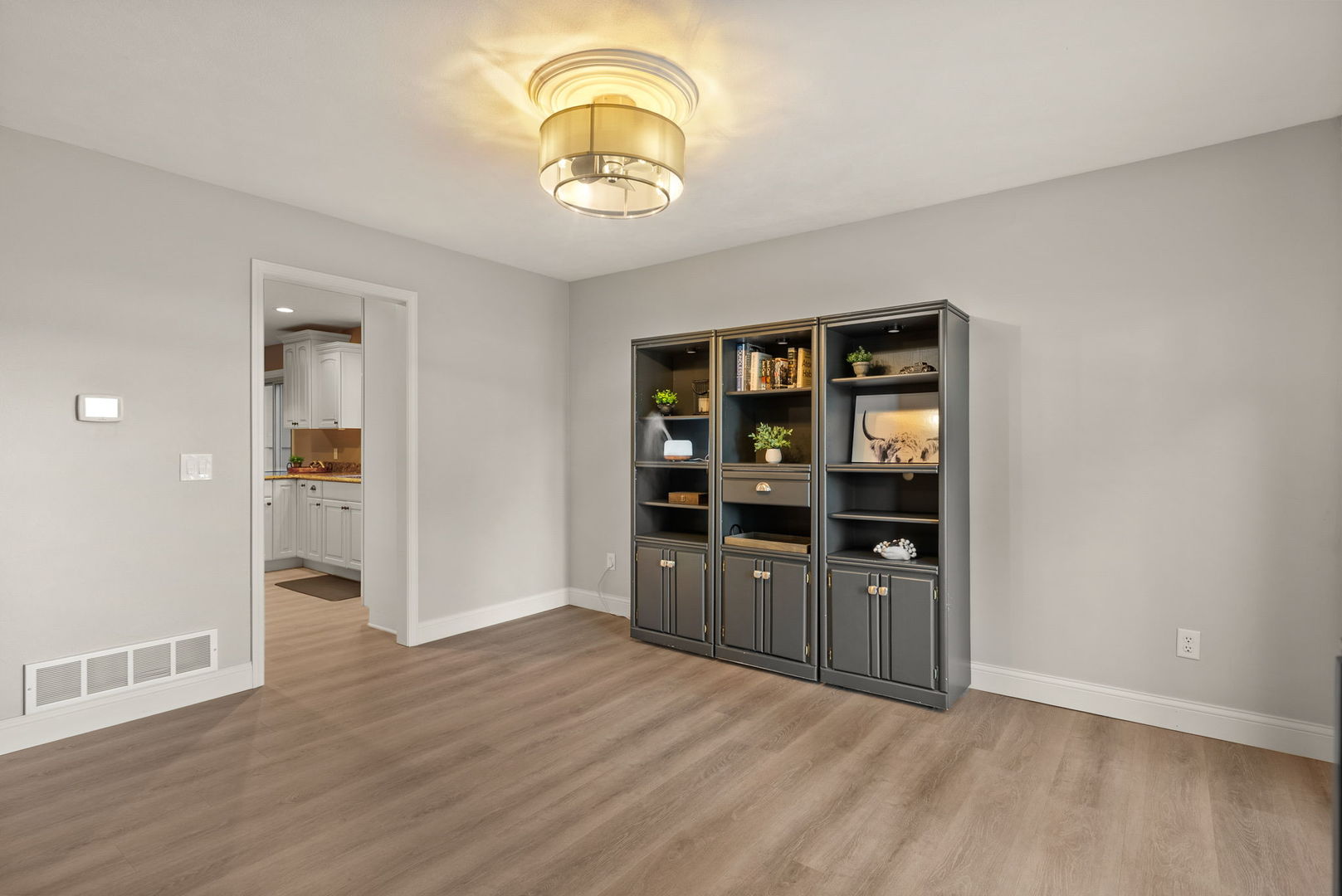 6401 UTICA RIDGE Road Unit: 19