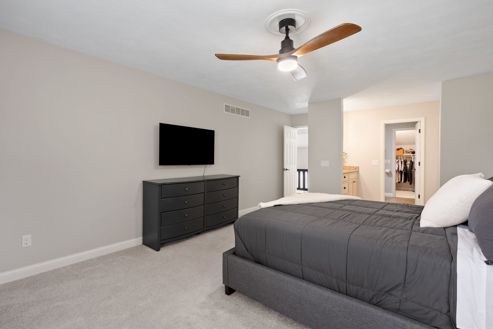 6401 UTICA RIDGE Road Unit: 19
