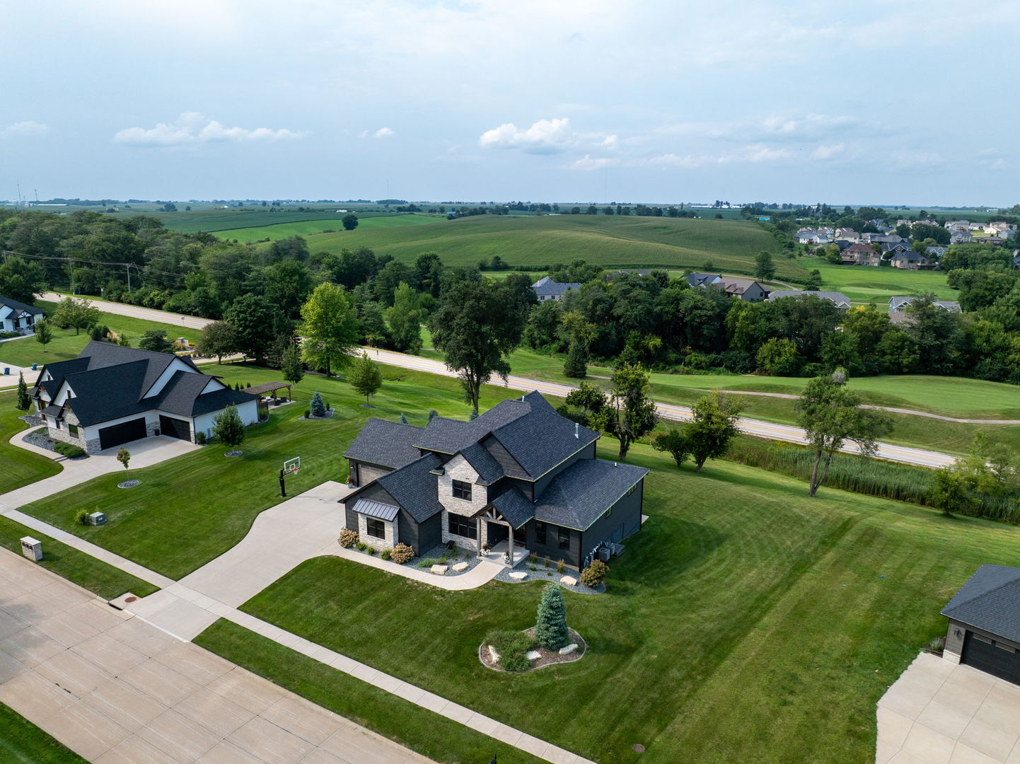 19 Pebble Creek Circle