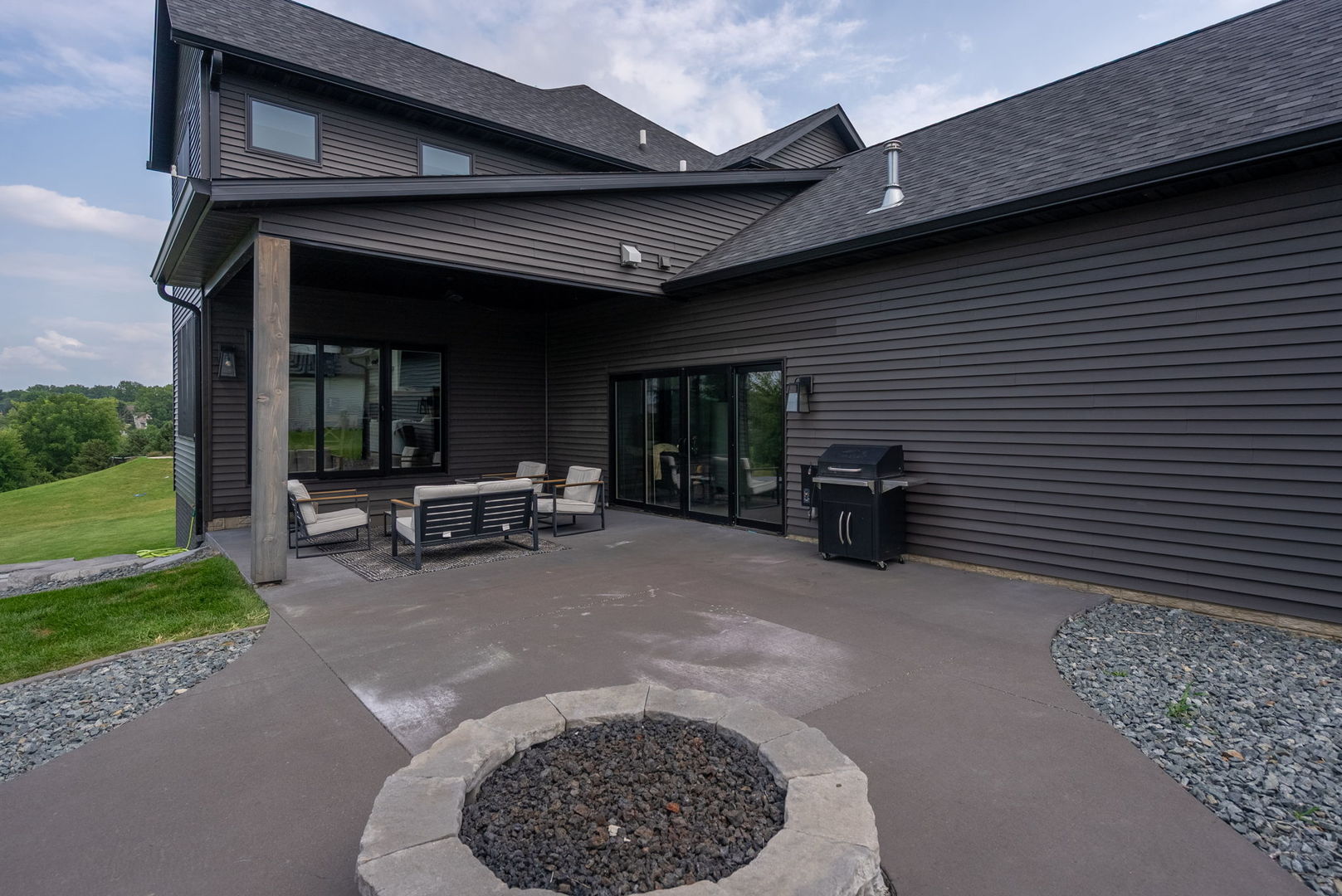 19 Pebble Creek Circle