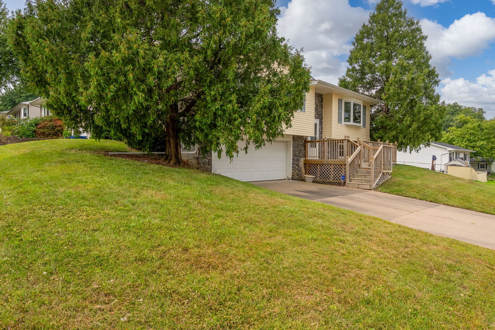 4105 Greenway Drive