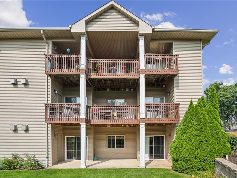 4190 Fairview Drive Unit: 2