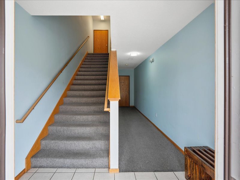 4190 Fairview Drive Unit: 2