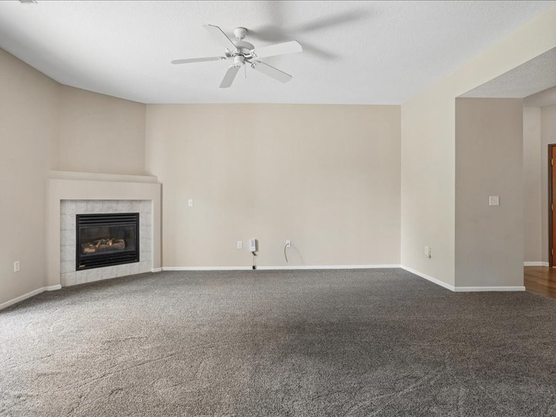 4190 Fairview Drive Unit: 2
