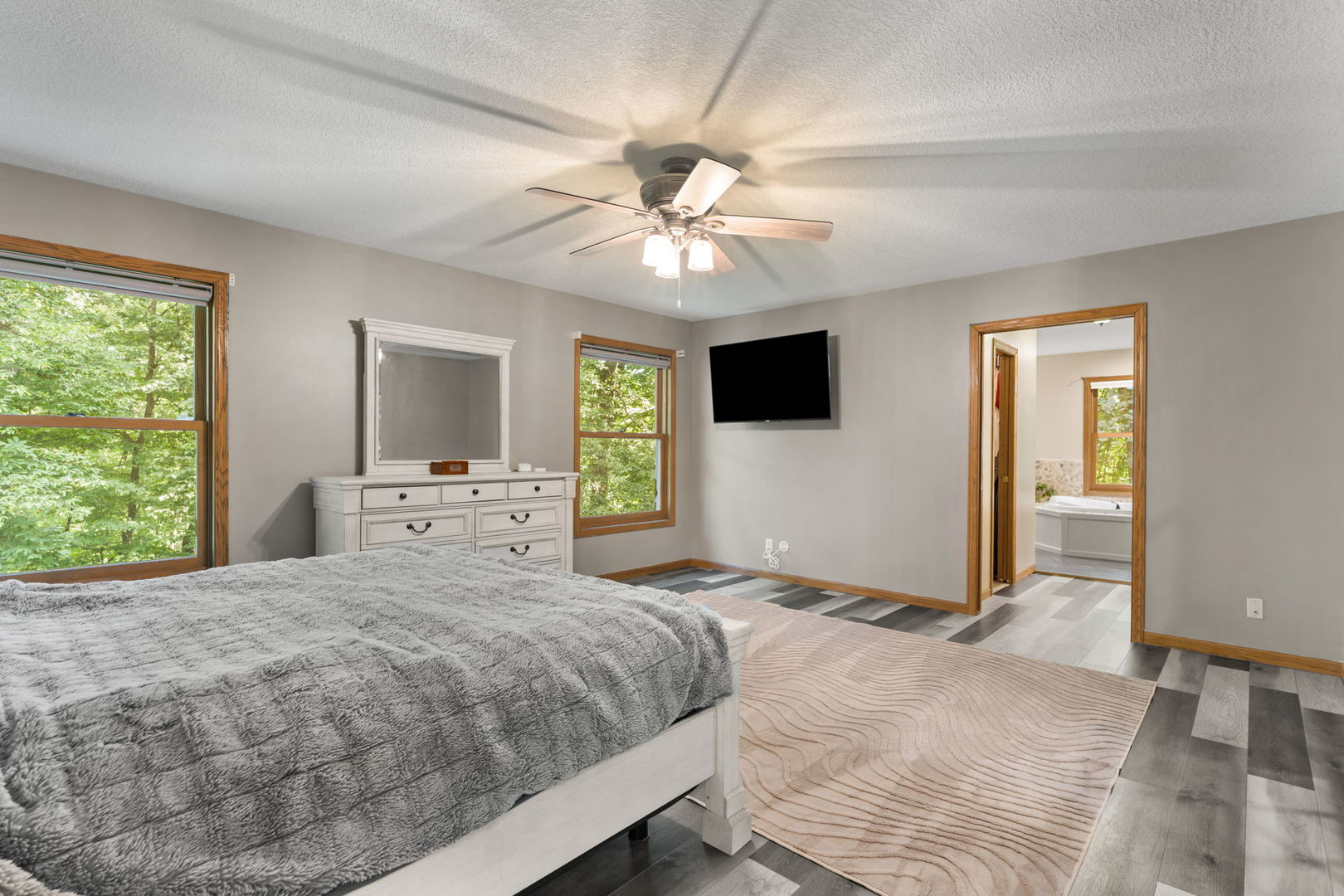 2247 Bentwood Drive