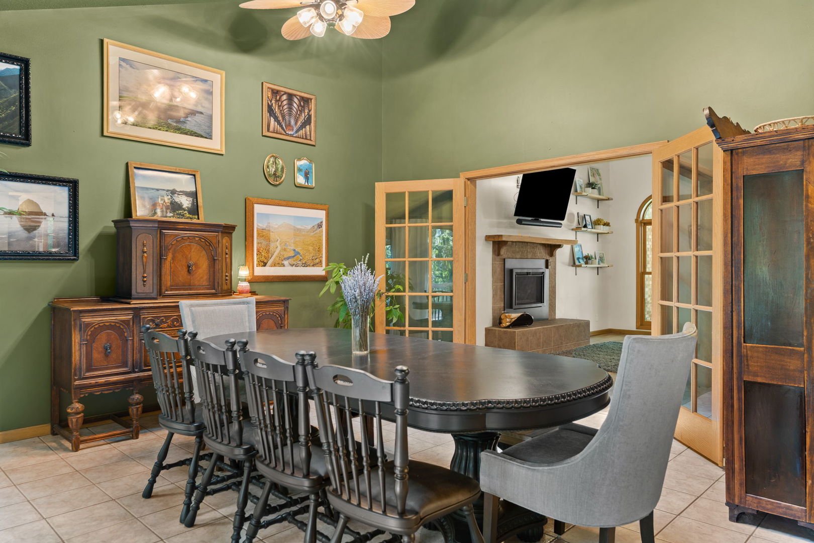 2247 Bentwood Drive