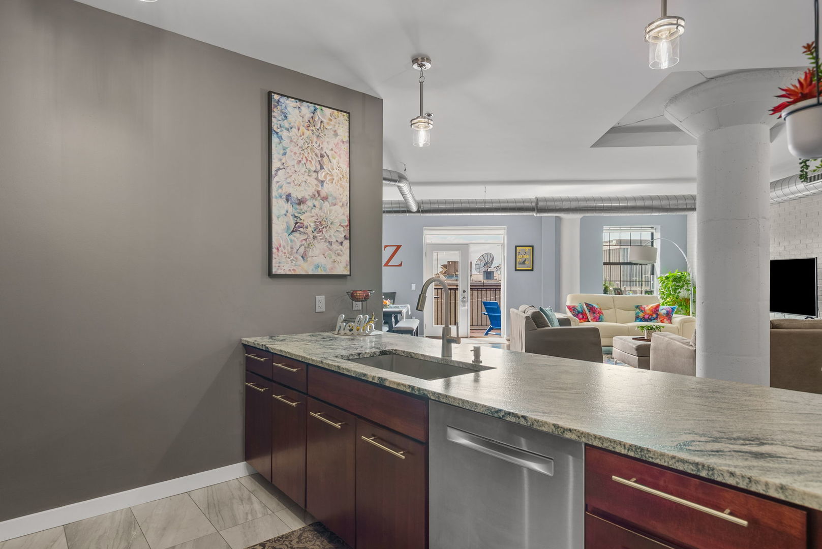 110 19th Street Unit: 301