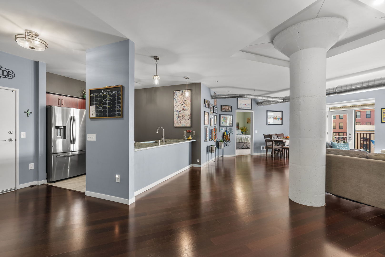 110 19th Street Unit: 301