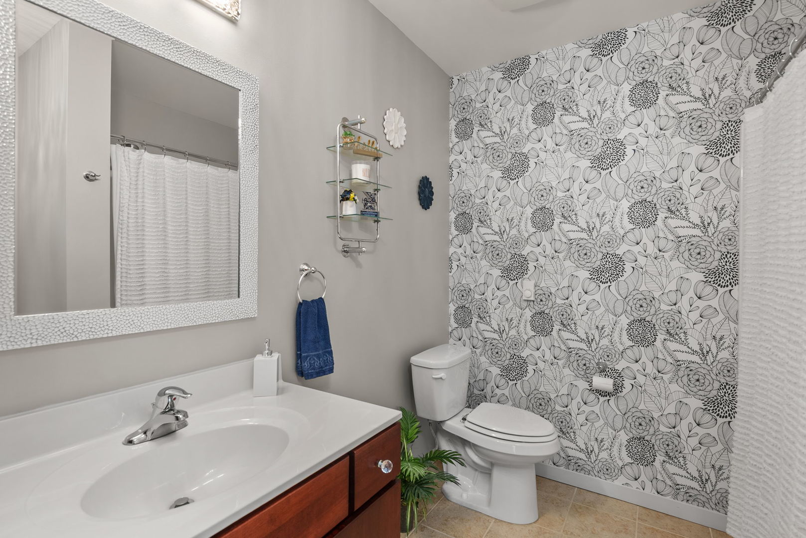 110 19th Street Unit: 301