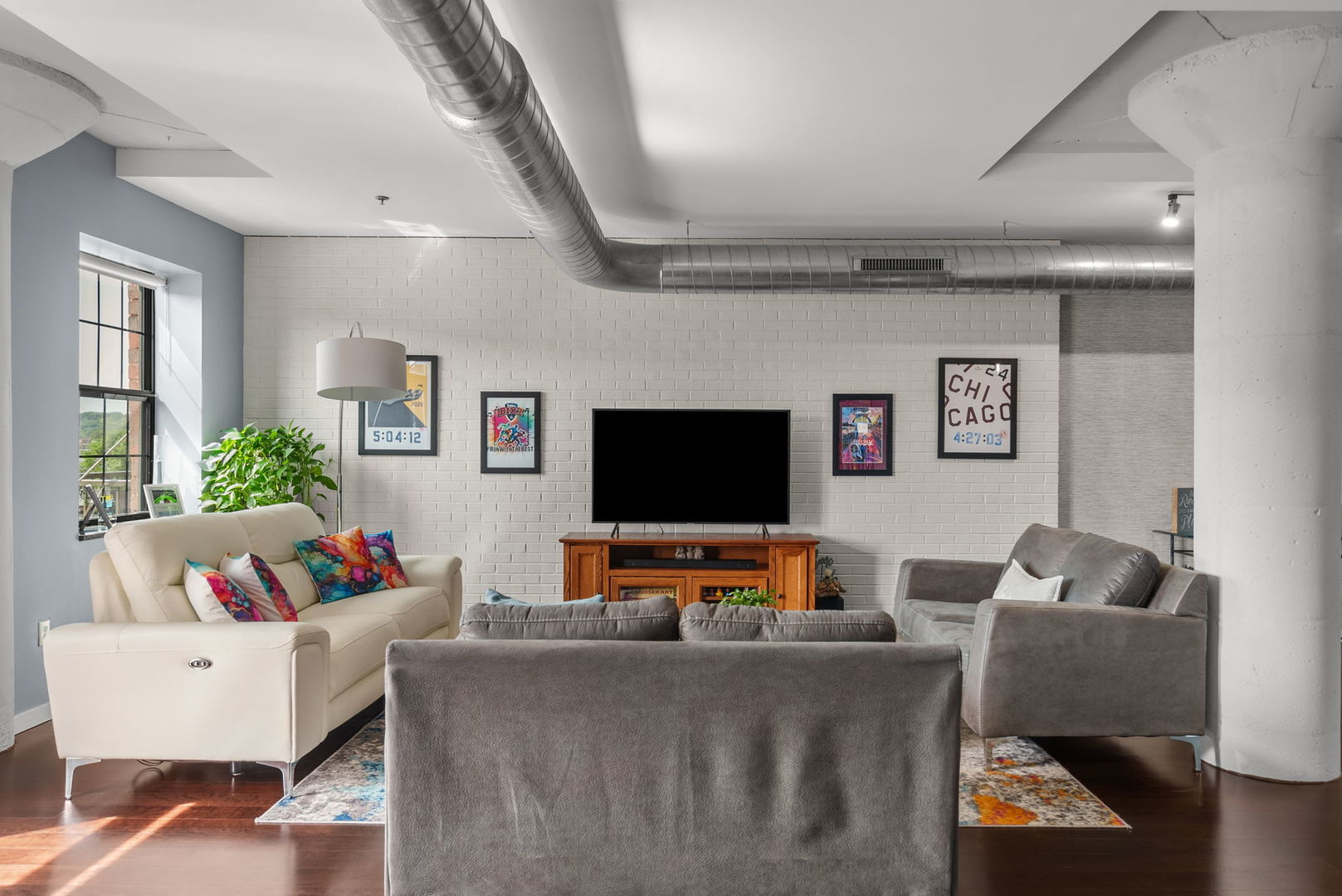 110 19th Street Unit: 301