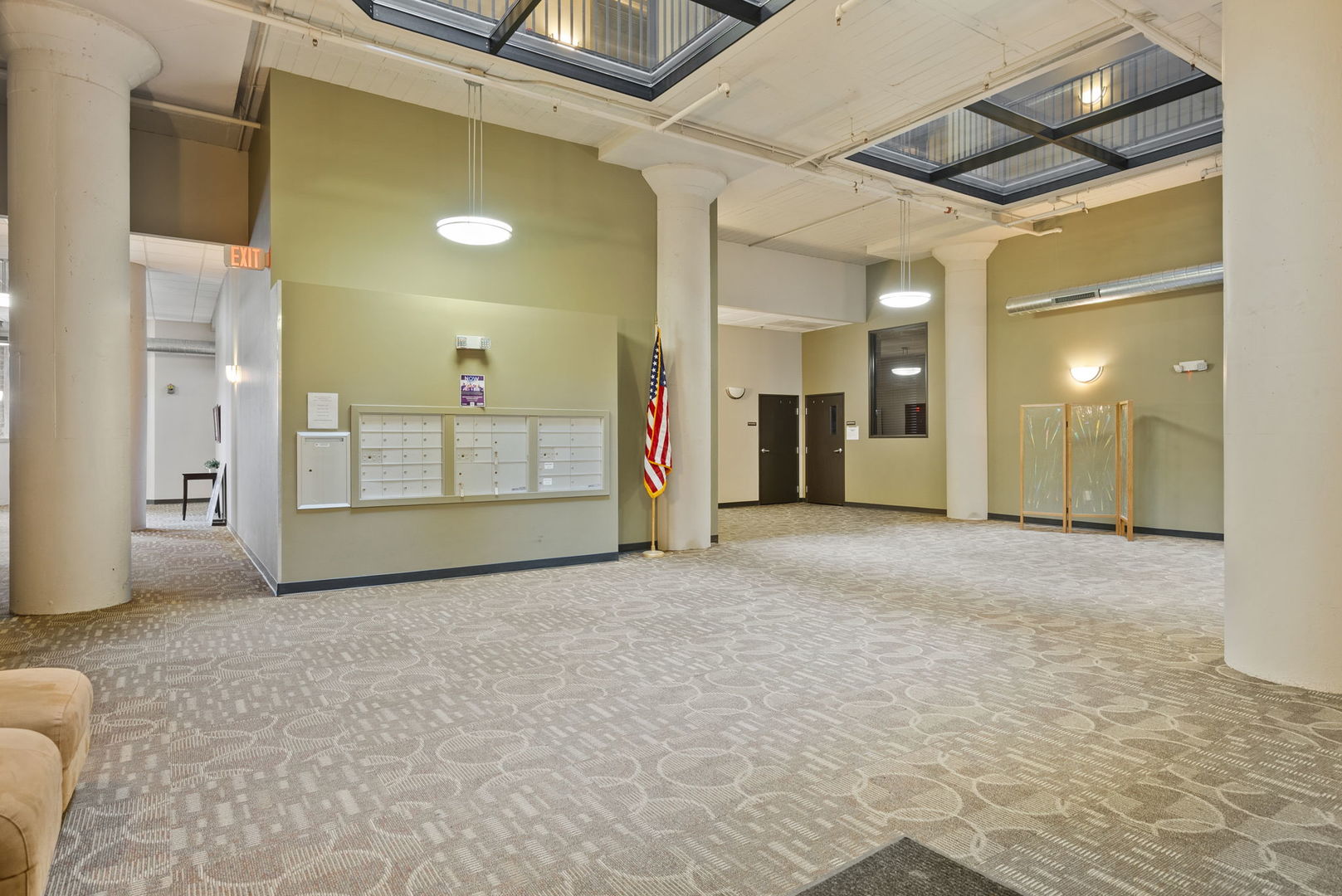 110 19th Street Unit: 301
