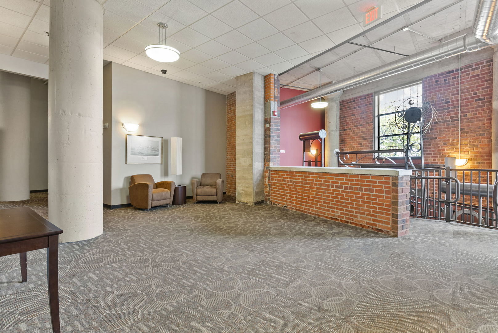 110 19th Street Unit: 301