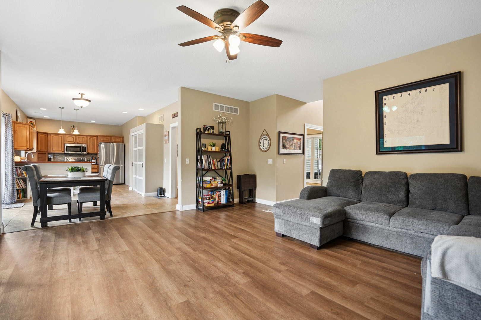 8 BUFFALO Court