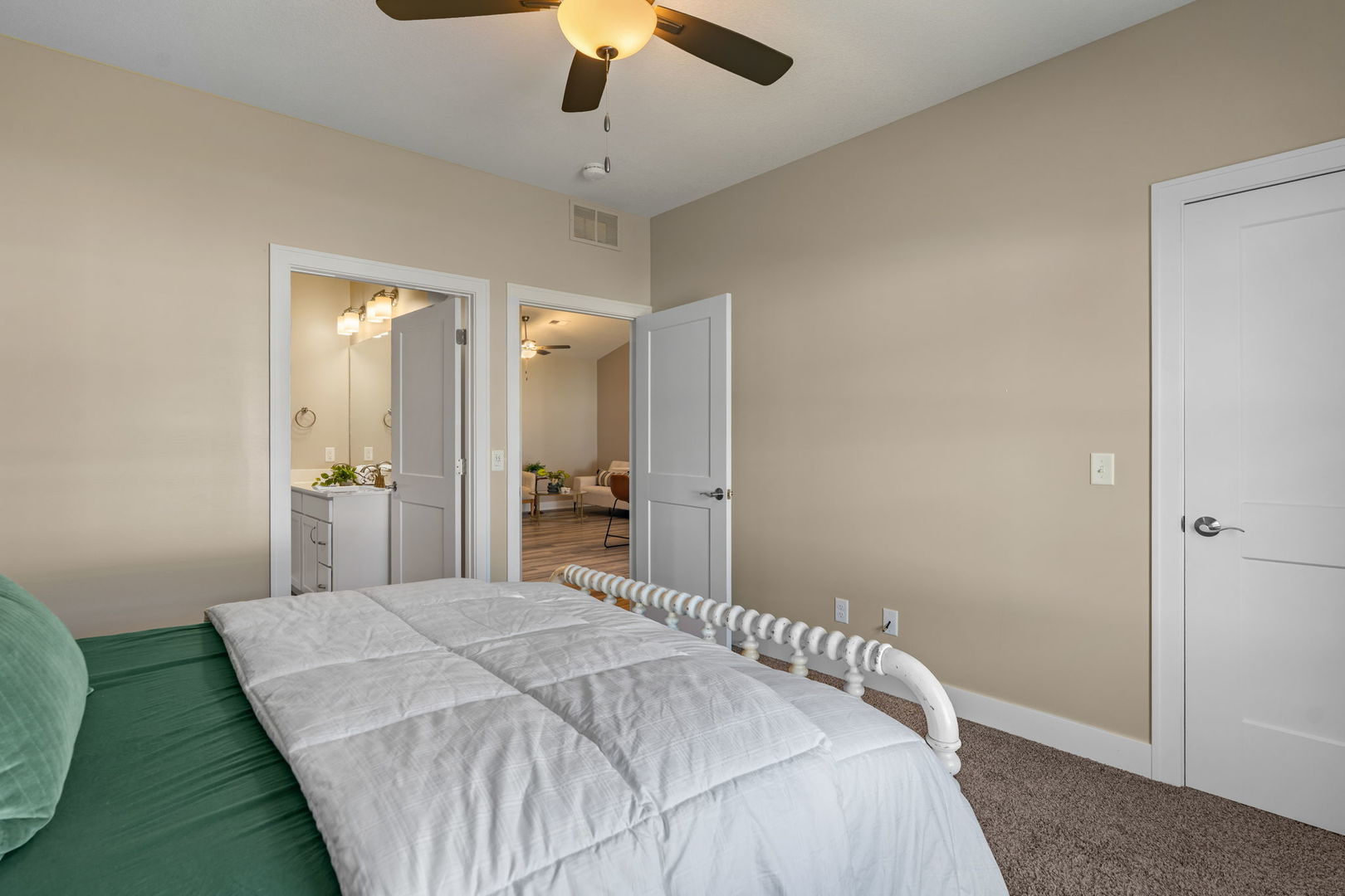 127 Beacon Harbor Parkway