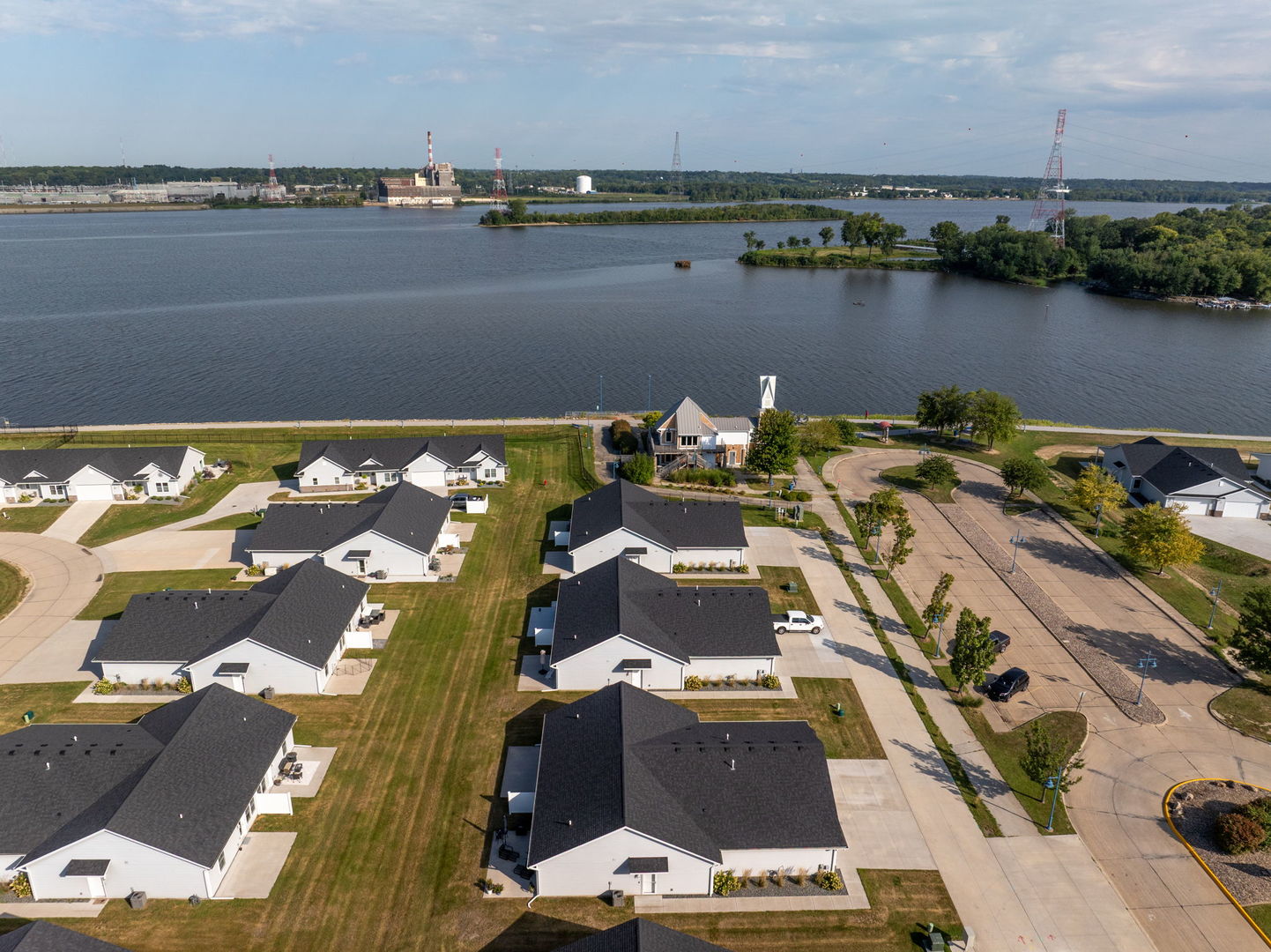 127 Beacon Harbor Parkway