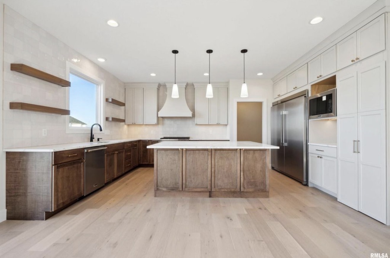 7208 Alvie Court