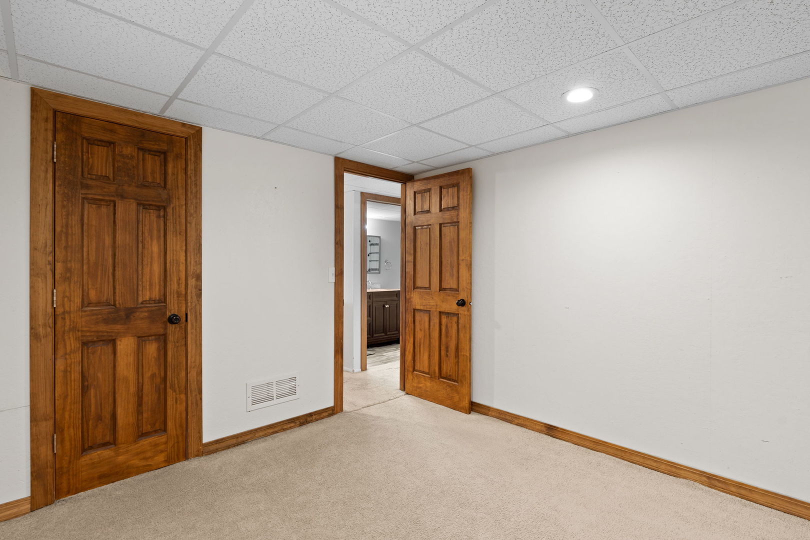 514 Walnut Court